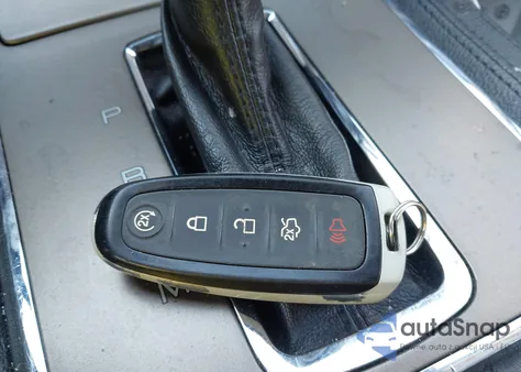 2011 Lincoln Mkx из США, поврежденный, VIN 2LMDJ8JK3BBJ03170